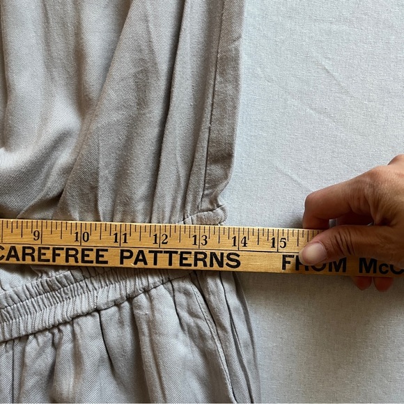 Talula Aritzia Tabata Strapless Jumpsuit Sz XXS - Picture 8 of 12